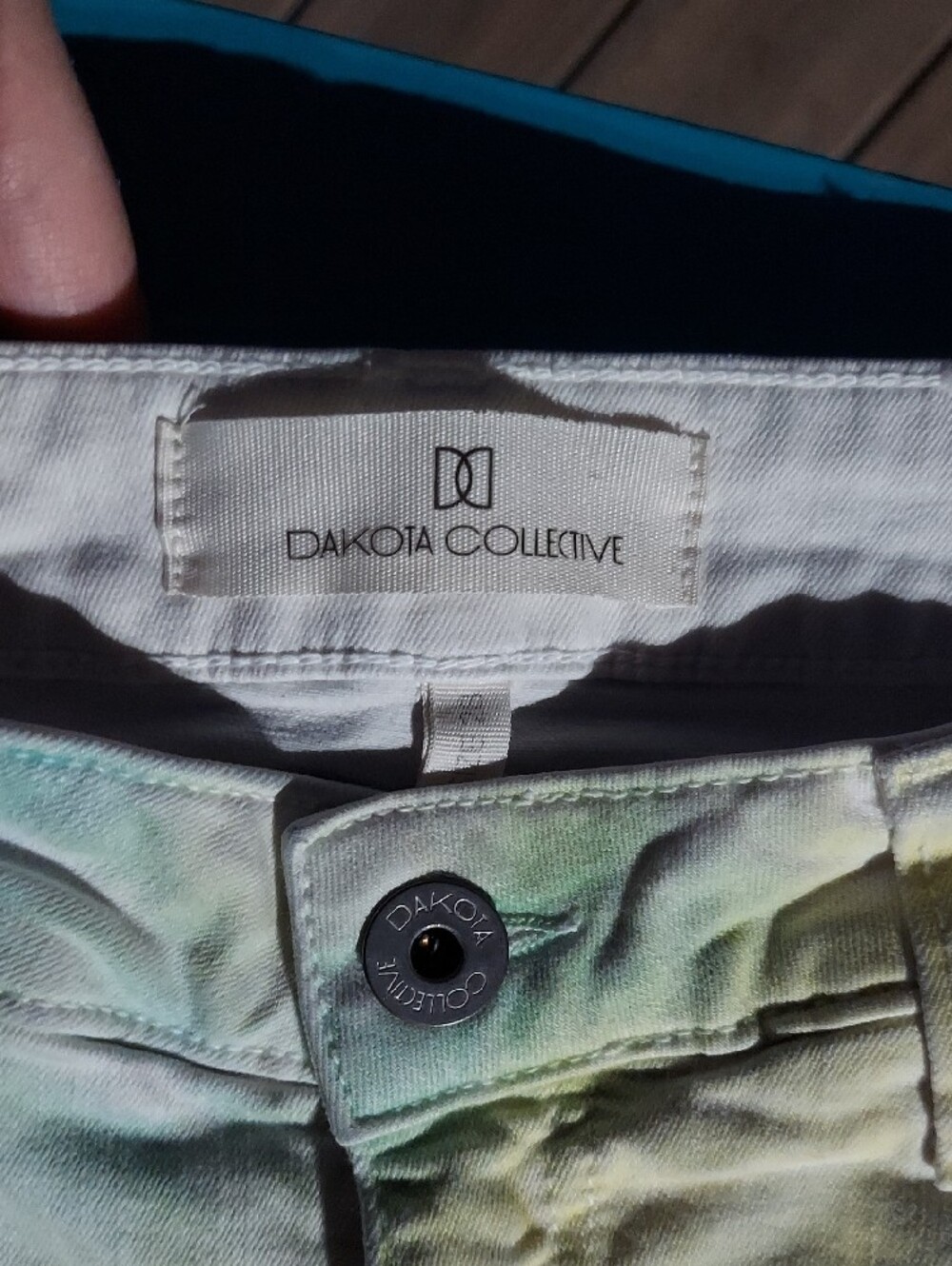 Dakota Collective Ombre Palm-Print Denim Shorts - Picture 11 of 12